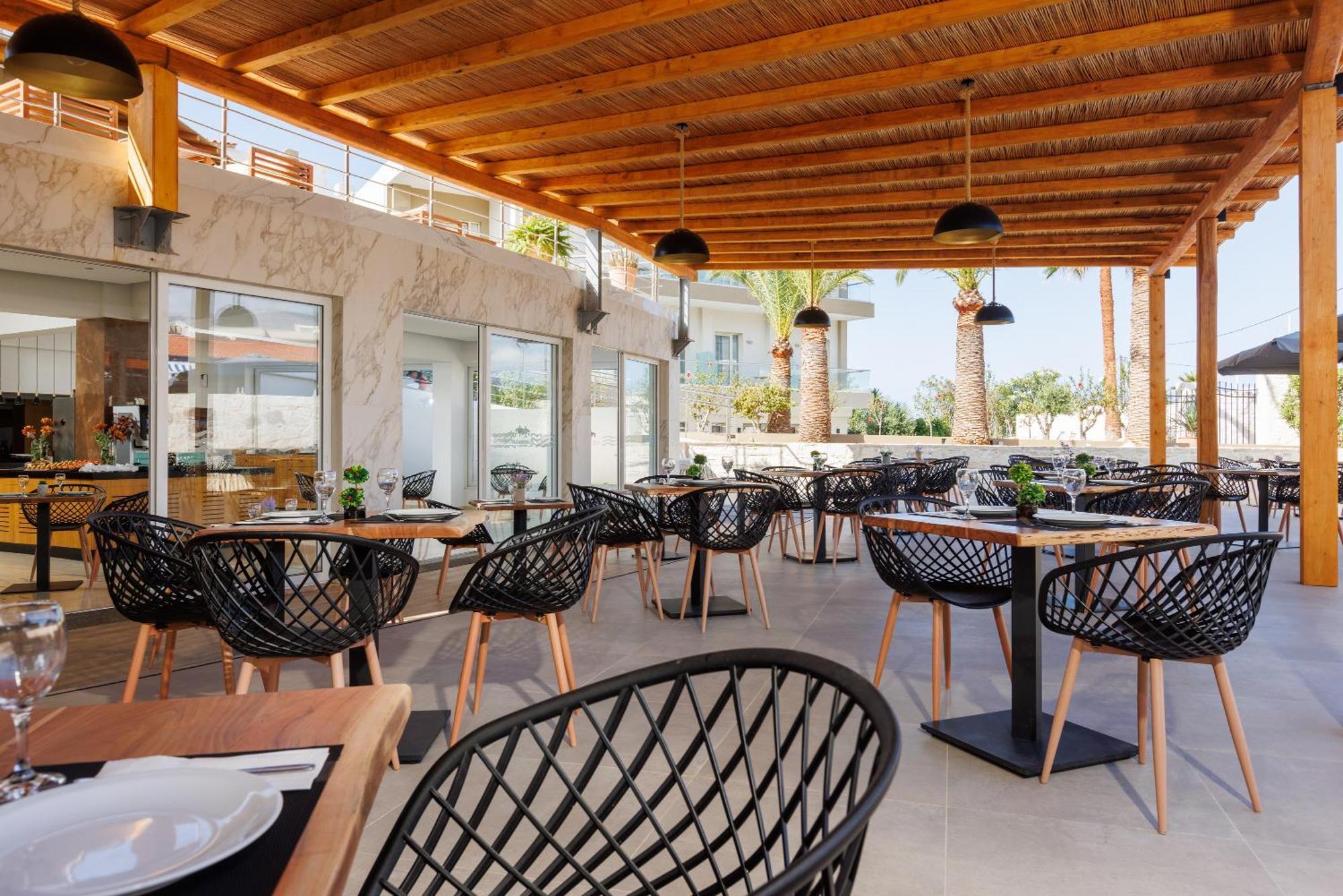 Malia Bay Beach Hotel & Bungalows Ngoại thất bức ảnh
