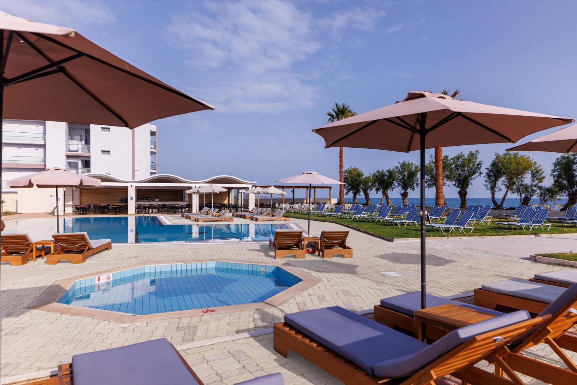 Malia Bay Beach Hotel & Bungalows Ngoại thất bức ảnh