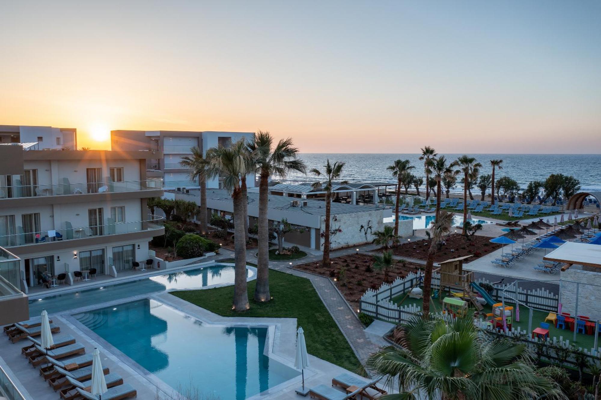 Malia Bay Beach Hotel & Bungalows Ngoại thất bức ảnh