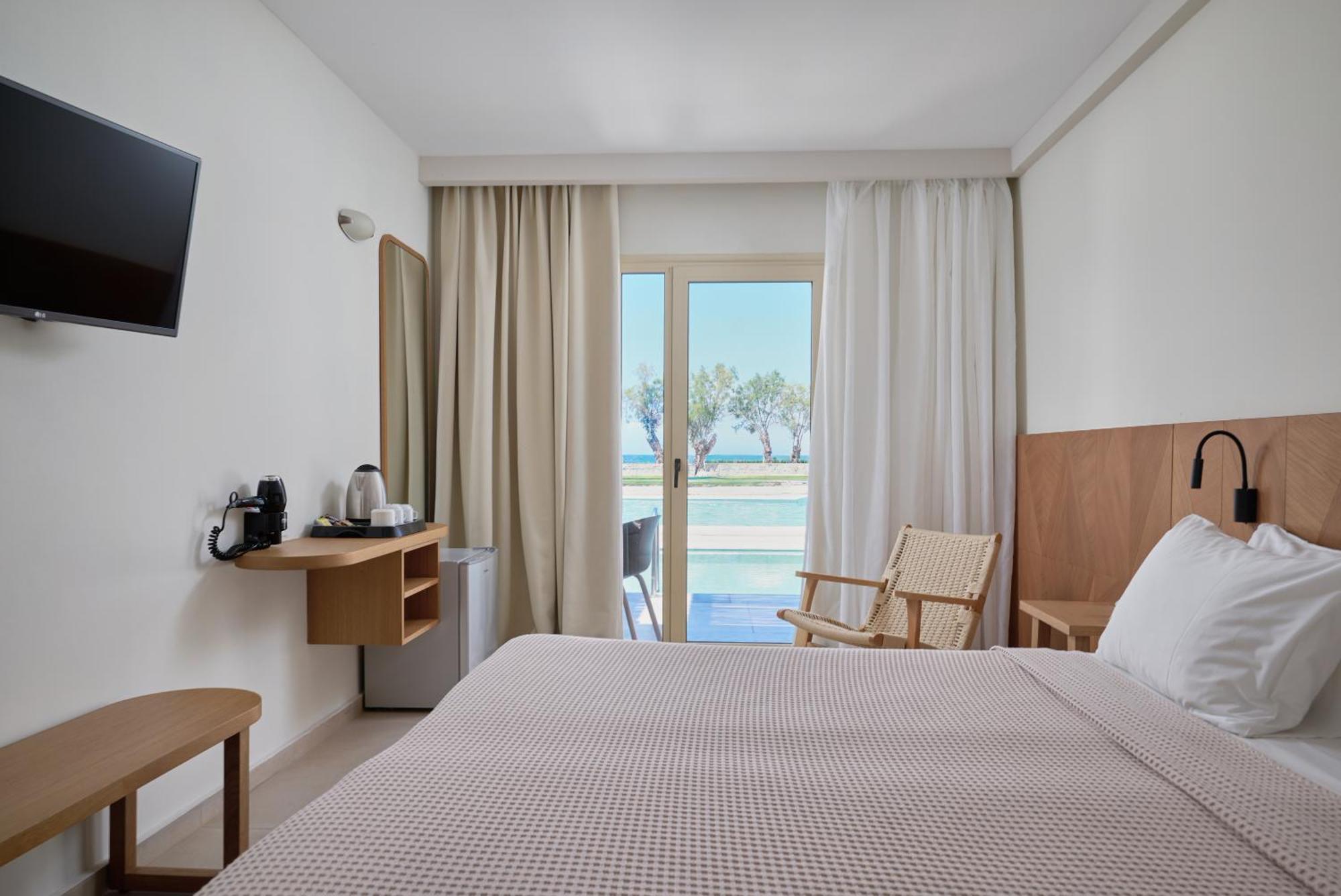 Malia Bay Beach Hotel & Bungalows Ngoại thất bức ảnh